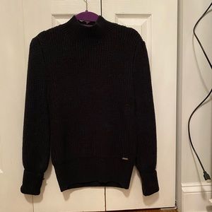Tahari sweater